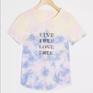 🌙ANTHROPOLOGIE Live Free Love Free Graphic Tee🌙